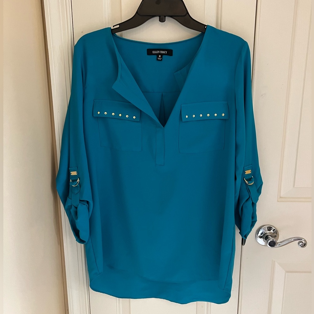 Ellen Tracy teal tunic with silver hardware
